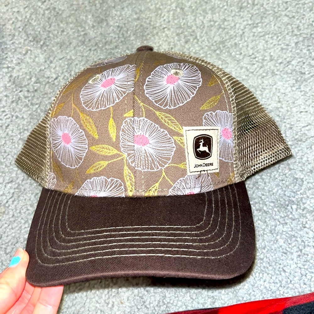 John Deere Hat ❄️